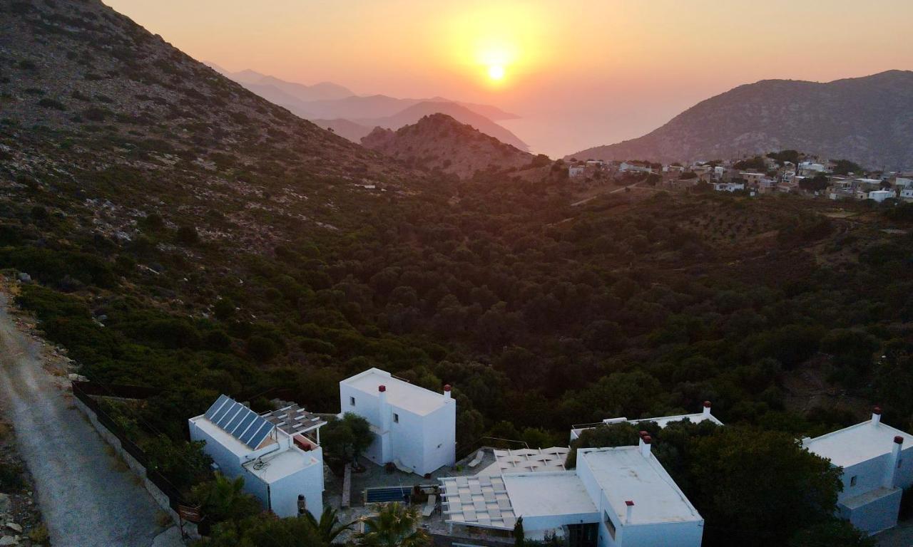 Mourtzanakis Residence - Traditional Eco Hotel In Achlada Exterior photo