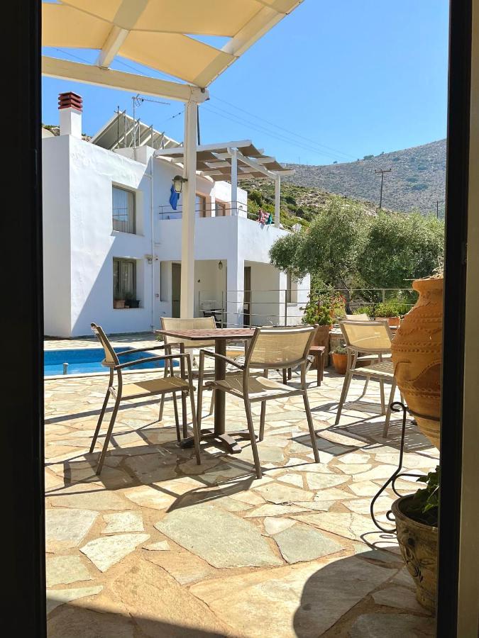 Mourtzanakis Residence - Traditional Eco Hotel In Achlada Exterior photo